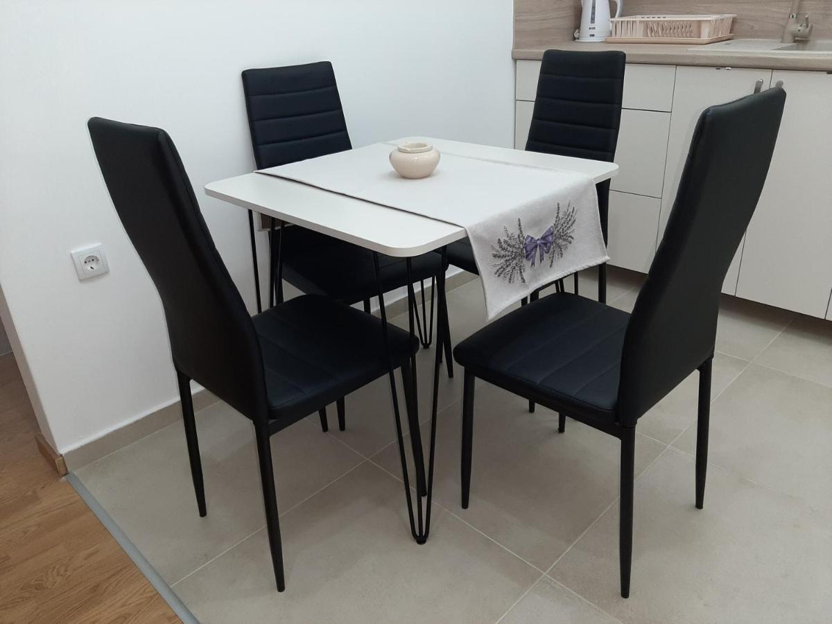 Apartman Viaggio Sremska Mitrovica Extérieur photo