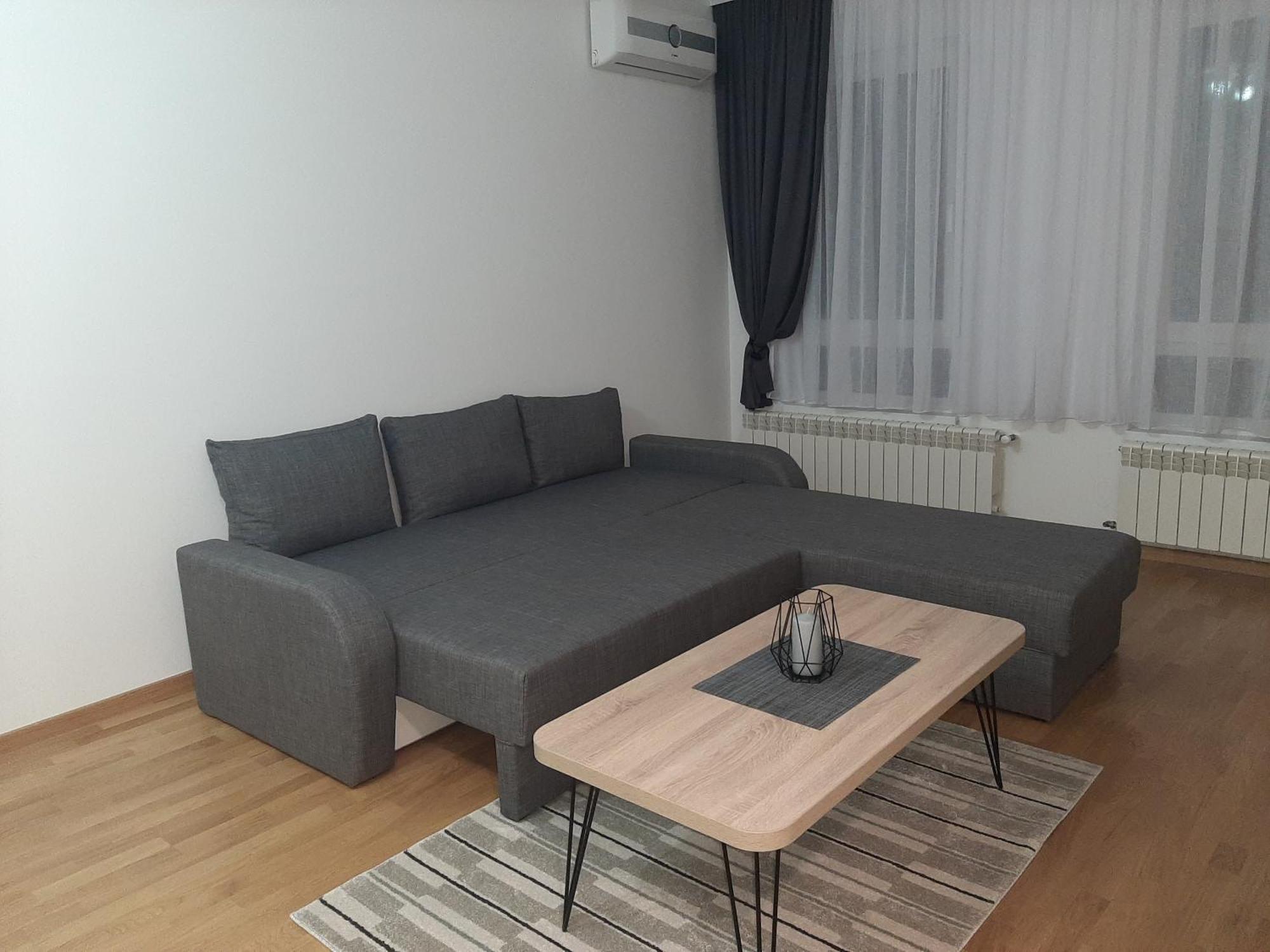 Apartman Viaggio Sremska Mitrovica Extérieur photo